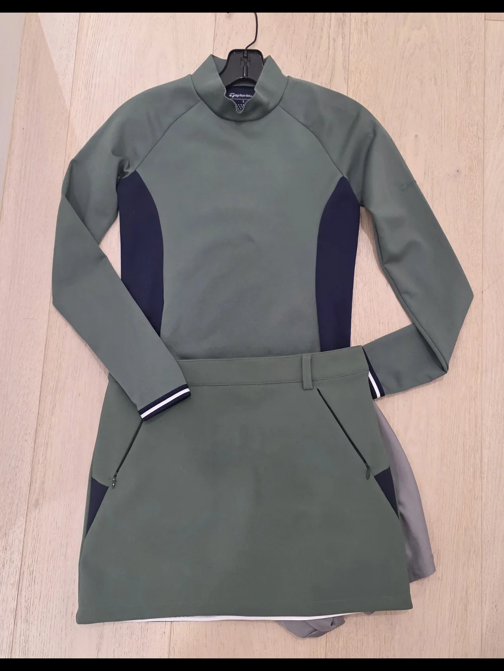 TaylorMade long-sleeve golf top Skirt